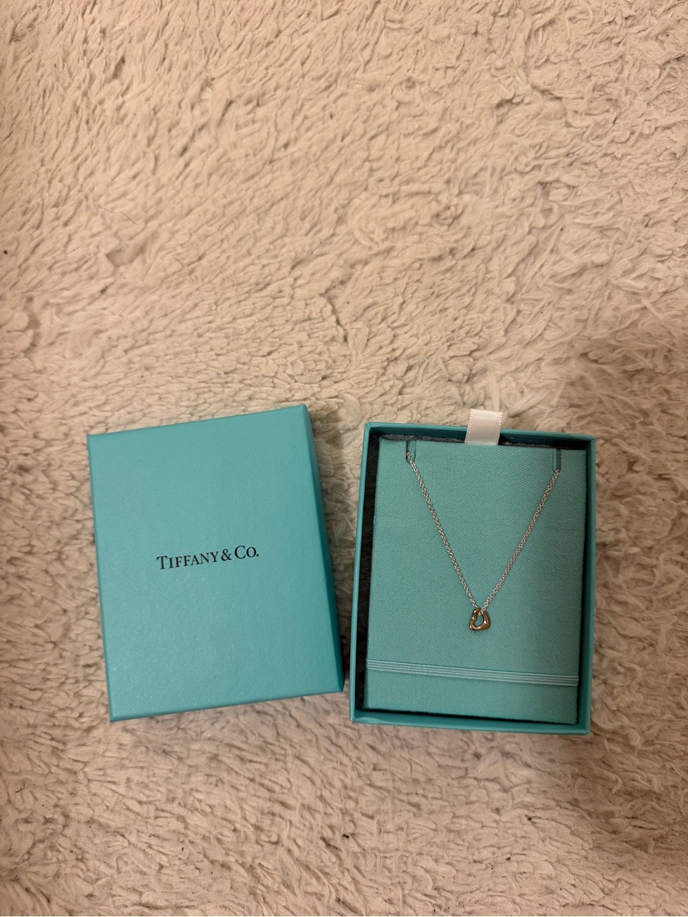Tiffany & Co. Elsa Peretti Open Heart Pendant in Sterling Silver, 7 mm - Picture 2 of 13